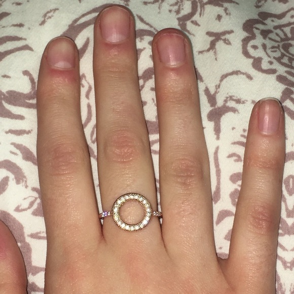 Pandora Rose Halo Ring - Picture 3 of 4